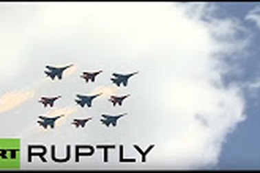 Xem dàn máy bay quân sự Nga tổng duyệt trước Ngày Chiến thắng