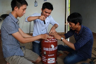 Ba cậu học trò sáng tạo với sản phẩm đậm chất Tây Nguyên