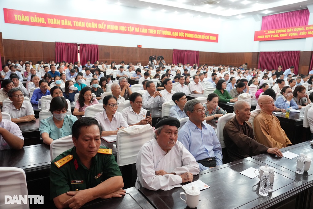 Vì sao TPHCM bỏ tổ dân phố, tổ nhân dân, giảm 38.000 người? - 2