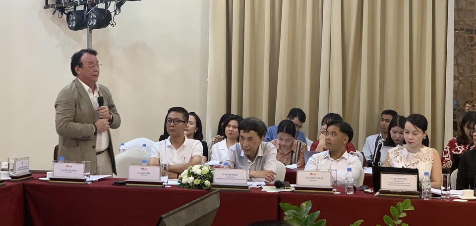 “Nhiều người từng nói không cần cứu bất động sản, để “chết” mua nhà cho rẻ” - 2 “Nhiều người từng nói không cần cứu bất động sản, để “chết” mua nhà cho rẻ” - 2