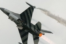 Hy hữu máy bay chiến đấu Hà Lan tự bắn vào mình