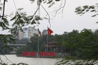 Treo đèn kết hoa mừng Đảng, mừng xuân