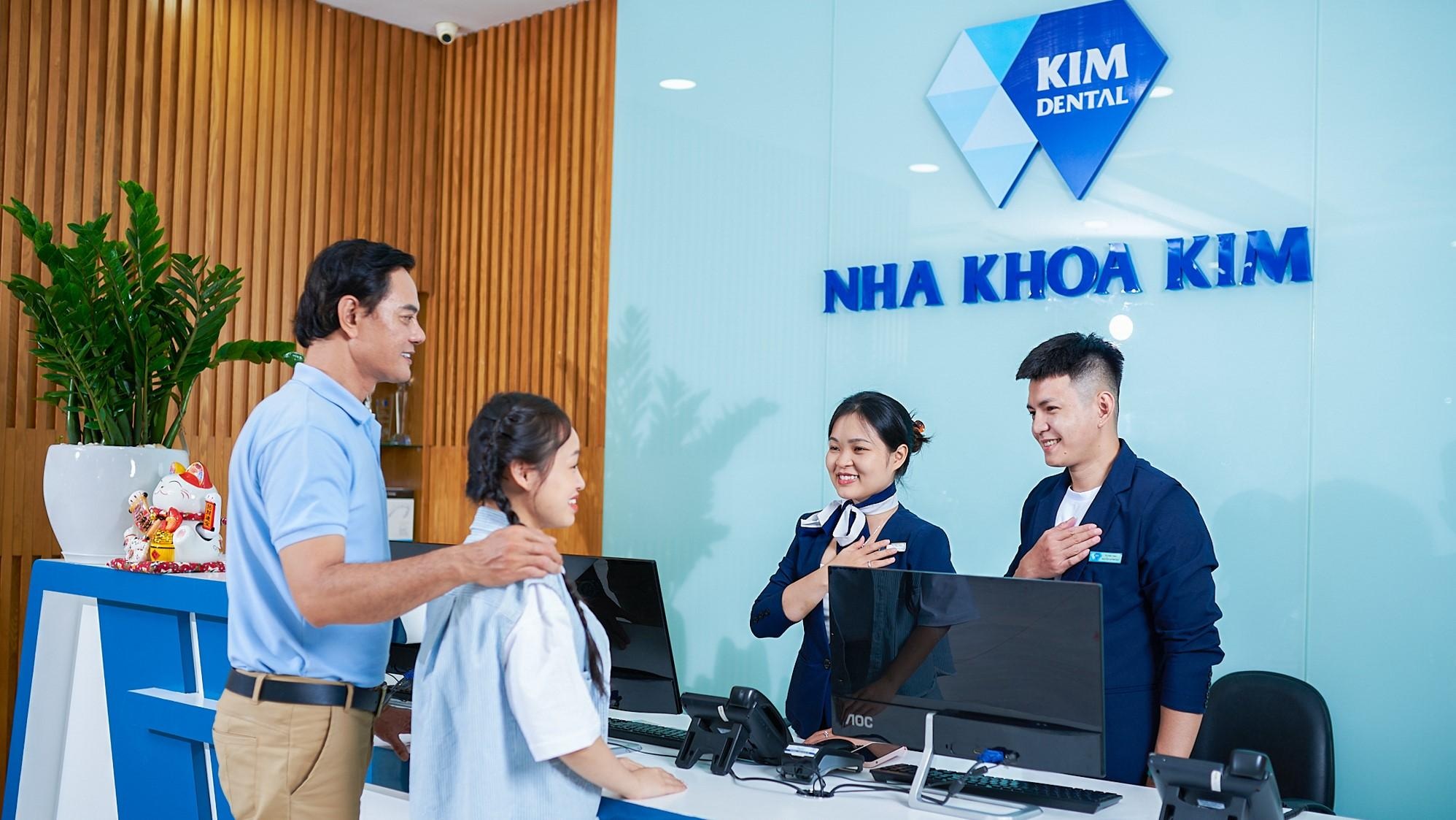 Nha Khoa Kim tri ân khách hàng 7 năm đồng hành làm nên điều khác biệt - 1