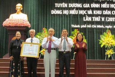 Những  điểm son và mục tiêu phấn đấu của khuyến học TPHCM