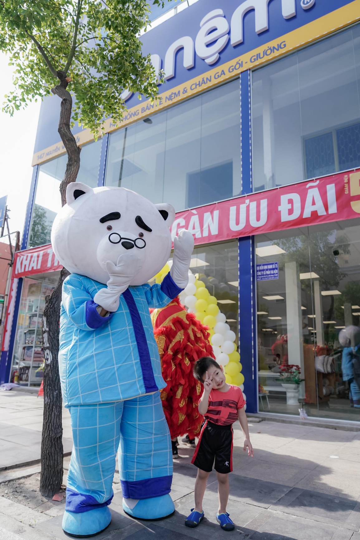 Từng bước chiếm lĩnh thị trường, điều gì làm nên sự thành công của Vua Nệm? - 3 Từng bước chiếm lĩnh thị trường, điều gì làm nên sự thành công của Vua Nệm? - 3