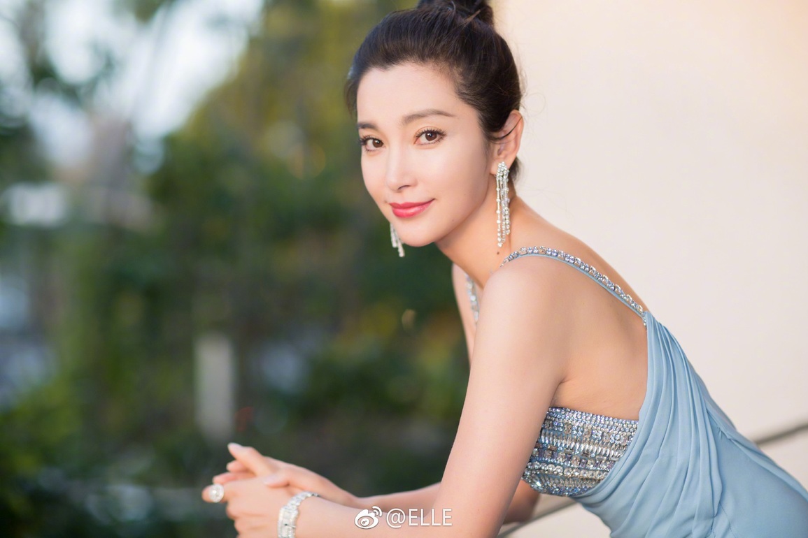 Bất ngờ trước nhan sắc thật của Lý Băng Băng trong ảnh chưa chỉnh sửa - 6 Bất ngờ trước nhan sắc thật của Lý Băng Băng trong ảnh chưa chỉnh sửa - 6