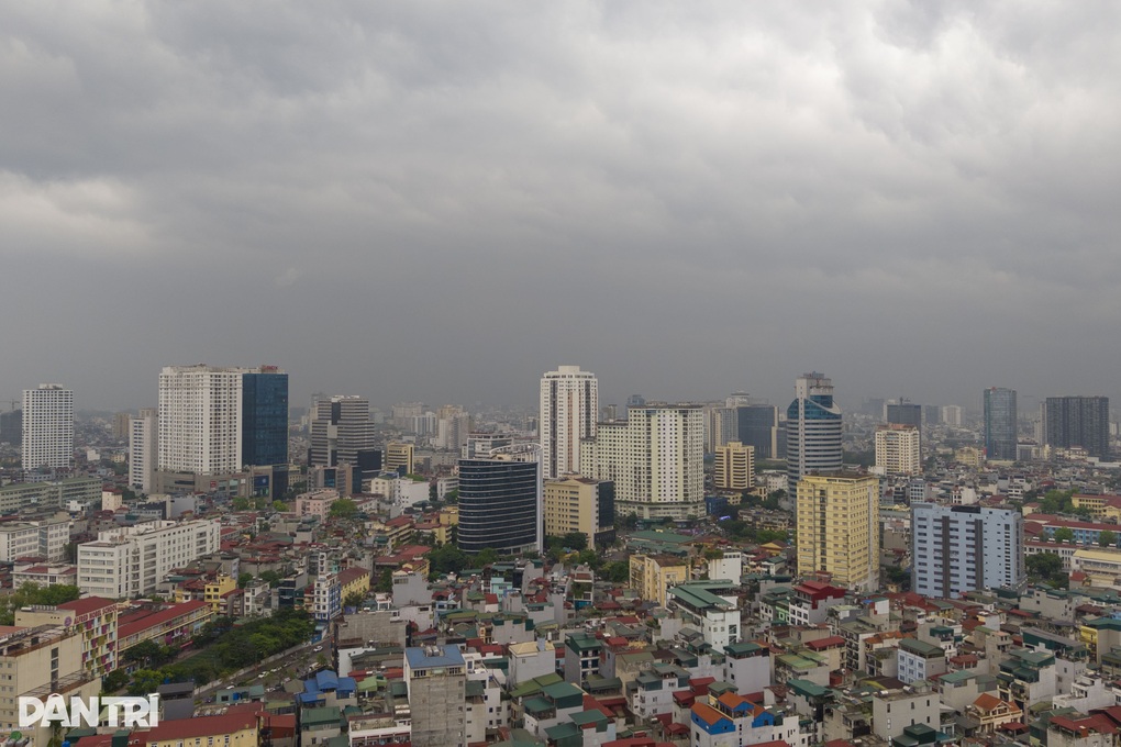 Hà Nội 9h trời vẫn tối sầm, vài nơi đang mưa lớn - 2