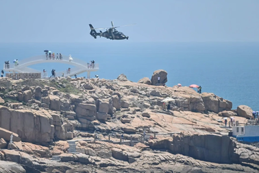 Trung Quốc thông báo tập trận bắn đạn thật gần Đài Loan