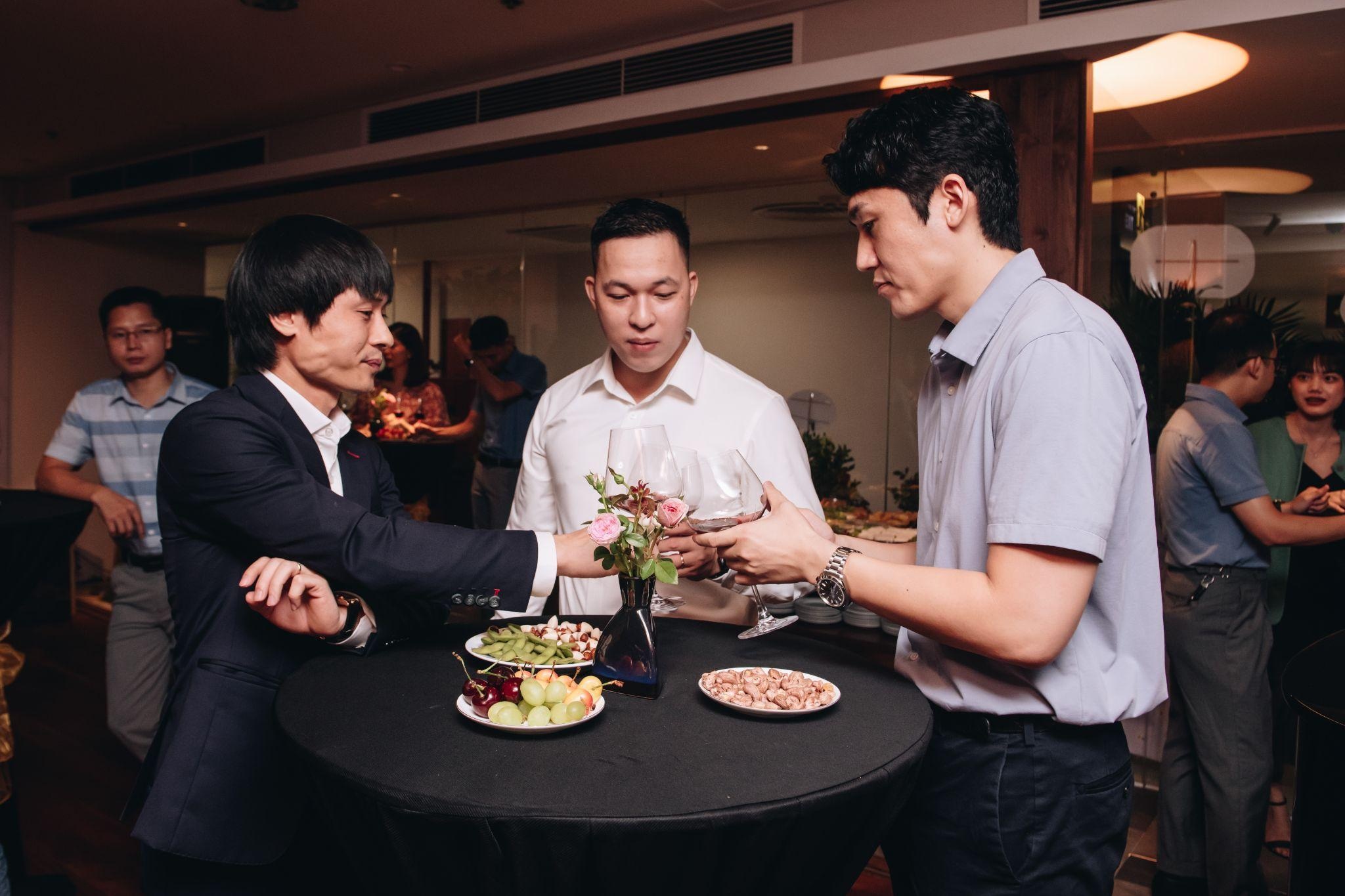 Anh Đoàn khai trương showroom chuyên về nội thất da - 2 Anh Đoàn khai trương showroom chuyên về nội thất da - 2