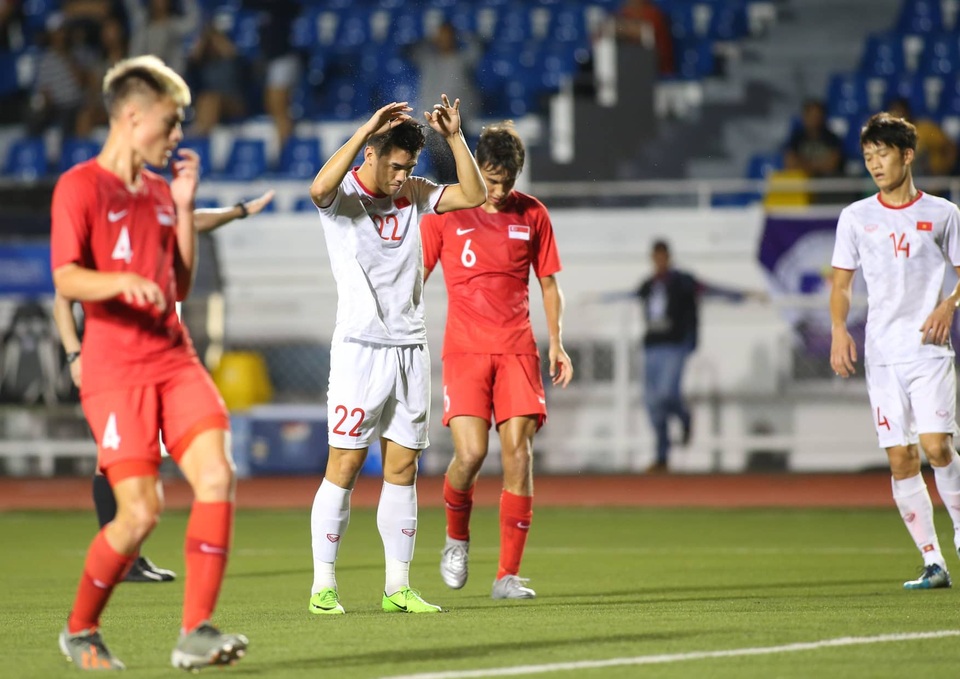 U22 Việt Nam 1-0 U22 Singapore: Đức Chinh ghi bàn quý giá - 5 U22 Việt Nam 1-0 U22 Singapore: Đức Chinh ghi bàn quý giá - 5