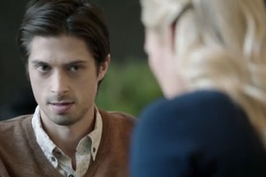 Samsung quảng cáo “chế giễu” iPad, Surface và Kindle