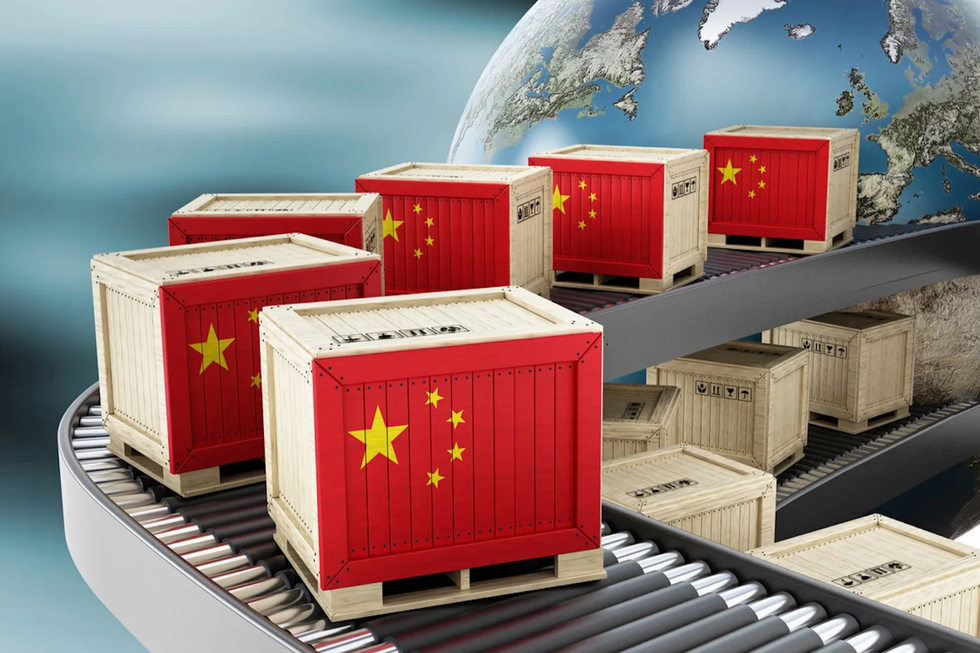 Trung Quốc hết phép, mây đen có thể lan ra kinh tế toàn cầu - 3 Trung Quốc hết phép, mây đen có thể lan ra kinh tế toàn cầu - 3