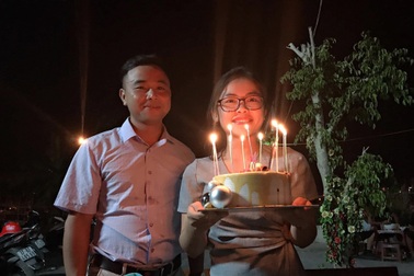 Nữ bác sĩ hai lần hoãn cưới, xung phong vào tâm dịch Covid-19