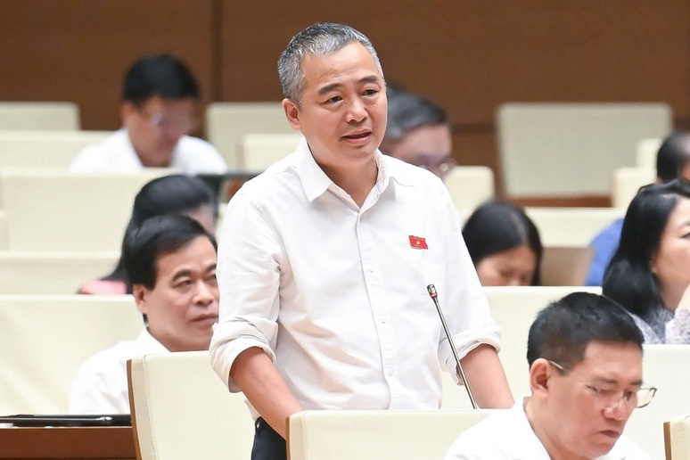 “Bệnh viện tuyến trên quá tải do người dân mất niềm tin vào tuyến dưới”