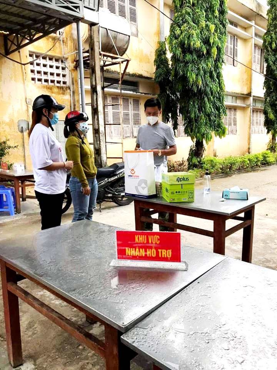 Quảng Nam đưa “món ăn tinh thần” vào khu cách ly - 2