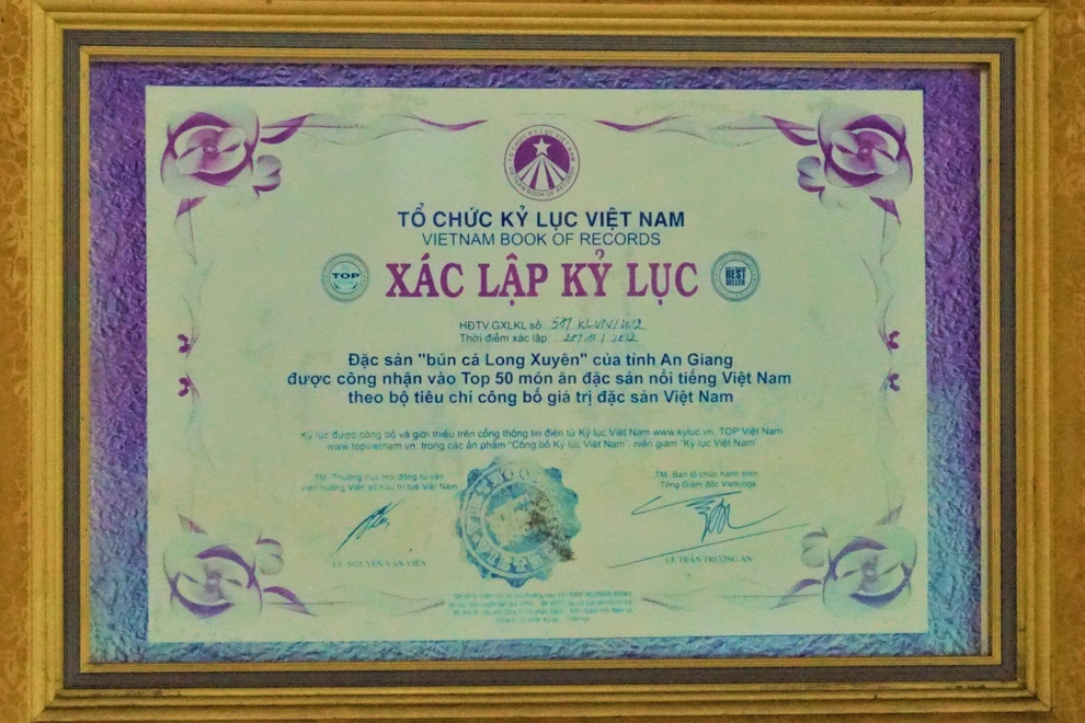 Món bún cá nức tiếng của đôi vợ chồng U80 lọt Top đặc sản Việt Nam - 4 Món bún cá nức tiếng của đôi vợ chồng U80 lọt Top đặc sản Việt Nam - 4