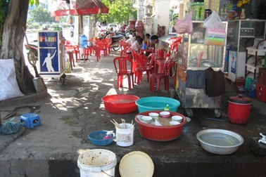 Vẫn là chuyện “mất trộm” vỉa hè