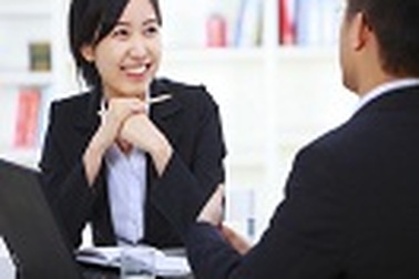 Dân văn phòng dễ nhiễm bệnh phụ khoa