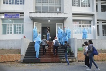 Tiếp nhận, cách ly 300 người Việt Nam về từ nước ngoài