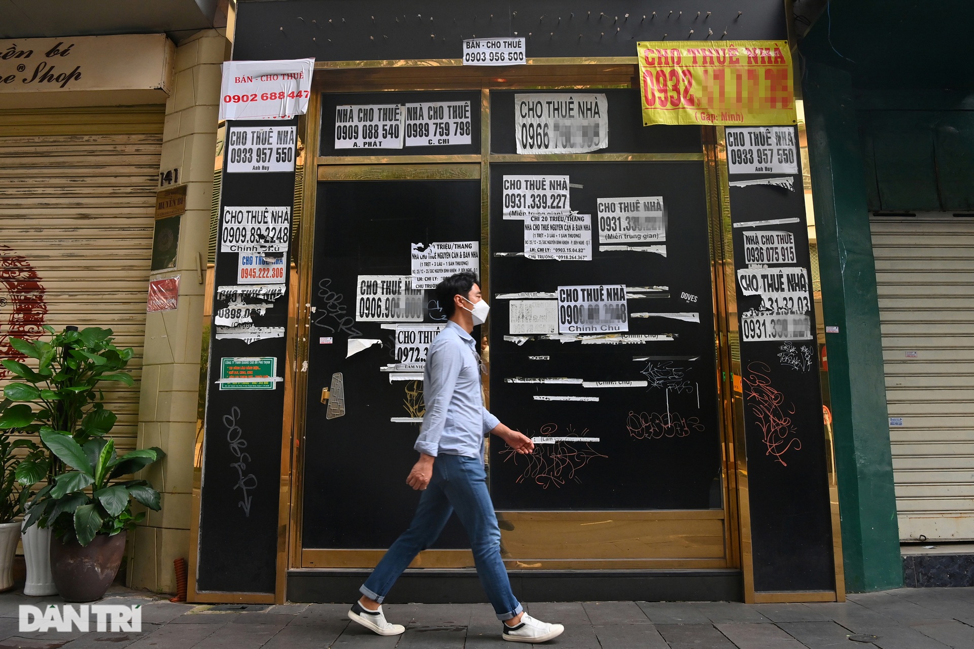 Tràn ngập biển cho thuê, bán nhà trên các tuyến phố trung tâm Sài Gòn - 12