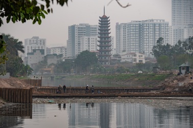 Xây đập dâng giữ nước đầu tiên trên sông Tô Lịch