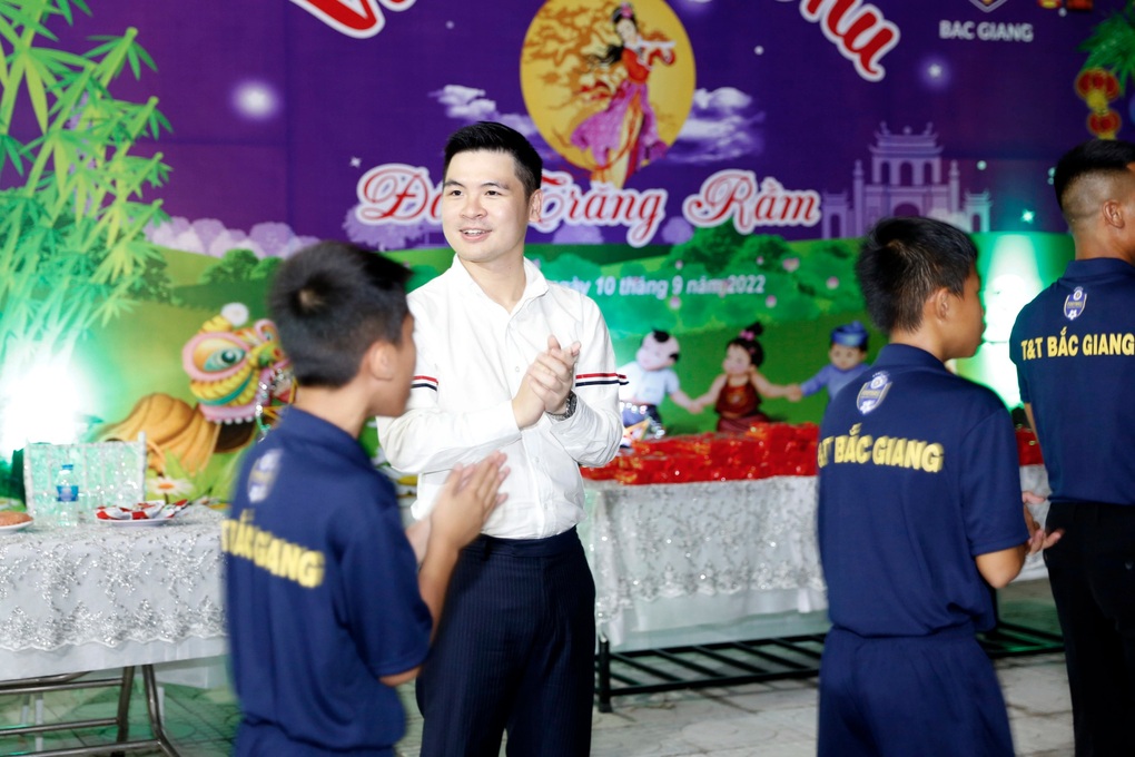 Chủ tịch Hà Nội FC mong tìm Quang Hải mới ở lò vệ tinh Bắc Giang - 1 Chủ tịch Hà Nội FC mong tìm Quang Hải mới ở lò vệ tinh Bắc Giang - 1