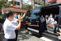 Đoàn bác sĩ Bệnh viện Chợ Rẫy chi viện chống dịch Covid-19 rút khỏi Đà Nẵng