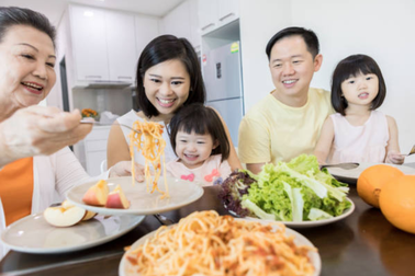 Phụ nữ và nỗi lo “sống chung với mẹ chồng”