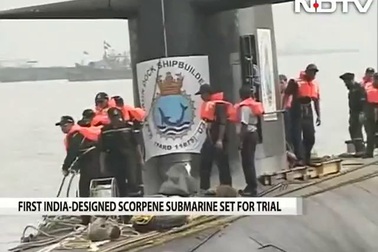 Bộ trưởng Pháp nói về vụ lộ mật tàu ngầm Scorpene