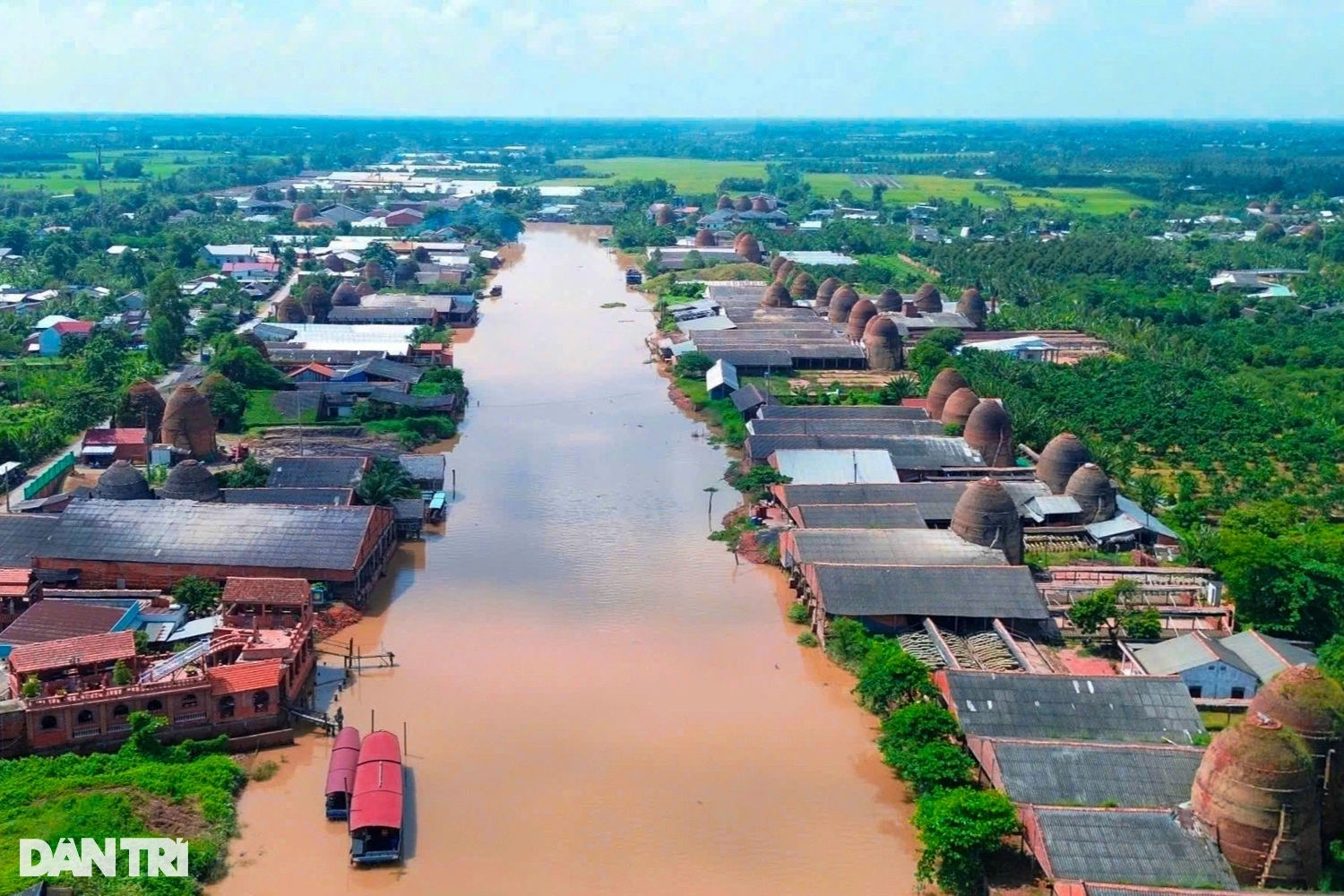 View - Làng nghề gạch gốm nức tiếng miền Tây, loay hoay tìm cách bảo tồn | Báo Dân trí