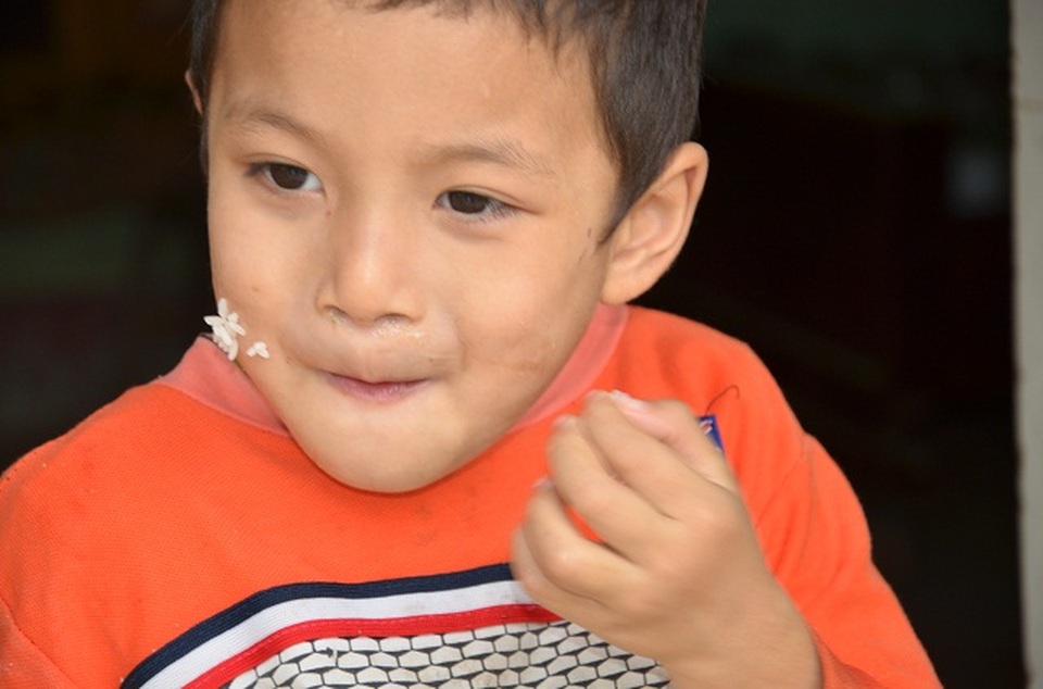 Những phận đời trong gia đình người đàn ông bại liệt đánh đu theo chiếc bẫy chuột - 4 Những phận đời trong gia đình người đàn ông bại liệt đánh đu theo chiếc bẫy chuột - 4
