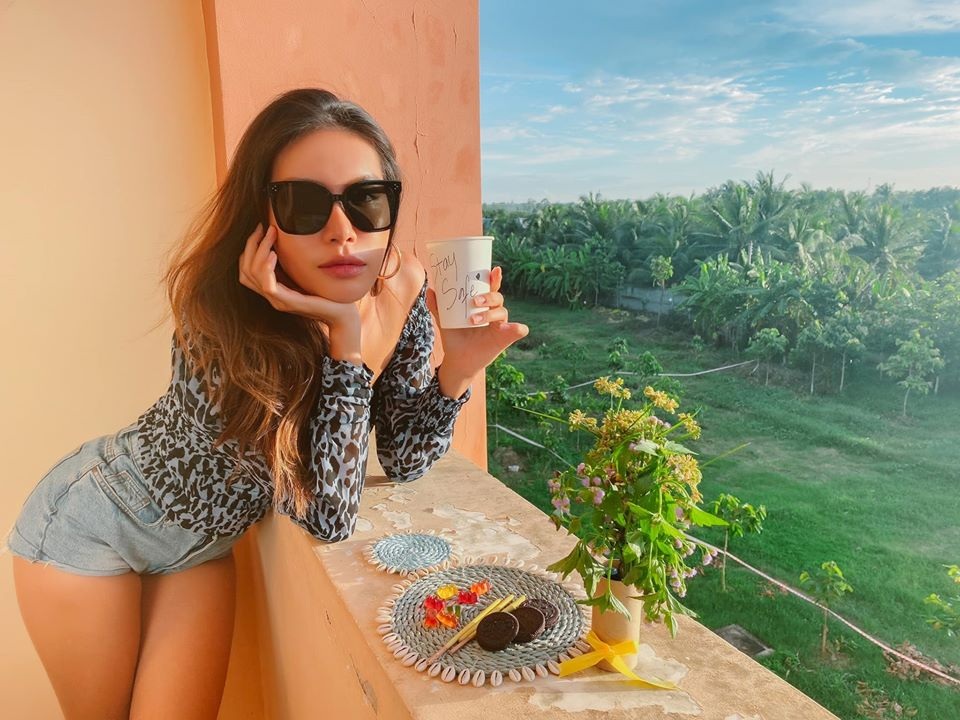Minh Tú tiết lộ cuộc sống như “nghỉ dưỡng” ở “khu cách ly triệu đô” - 9 Minh Tú tiết lộ cuộc sống như “nghỉ dưỡng” ở “khu cách ly triệu đô” - 9