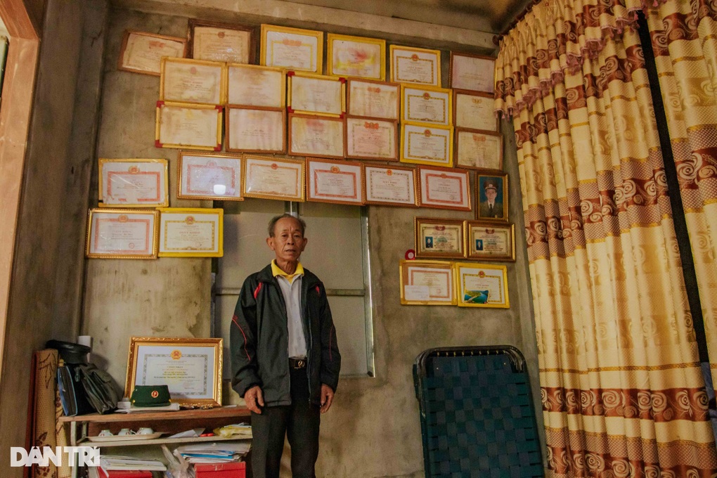 Bí thư chi bộ, trưởng bản hiến hàng ngàn m2 đất xây trường, nhà văn hóa - 2 Bí thư chi bộ, trưởng bản hiến hàng ngàn m2 đất xây trường, nhà văn hóa - 2