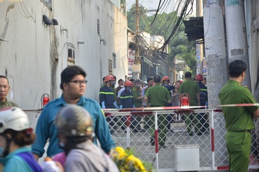 Vụ cháy 4 người chết: Lửa bao trùm căn nhà trong vài phút