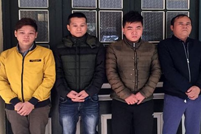 Các Äá»i tượng là m giả vÄn bằng, chứng chá» và tang váºt bá» CATP Hà Ná»i bắt giữ