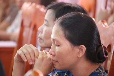 Vụ 12 giáo viên kiện Phòng GD huyện: Tiếp tục bị dời ngày xét xử vì chủ tọa bận đi công tác