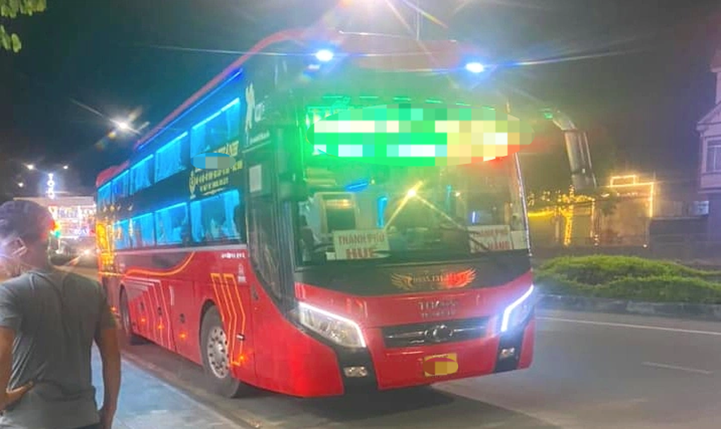 Người đàn ông 58 tuổi bất ngờ tử vong trên xe khách - 1 Người đàn ông 58 tuổi bất ngờ tử vong trên xe khách - 1