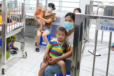 Tay chân miệng ở Hà Nội tăng gấp 4 lần, lưu ý 3 dấu hiệu trở nặng