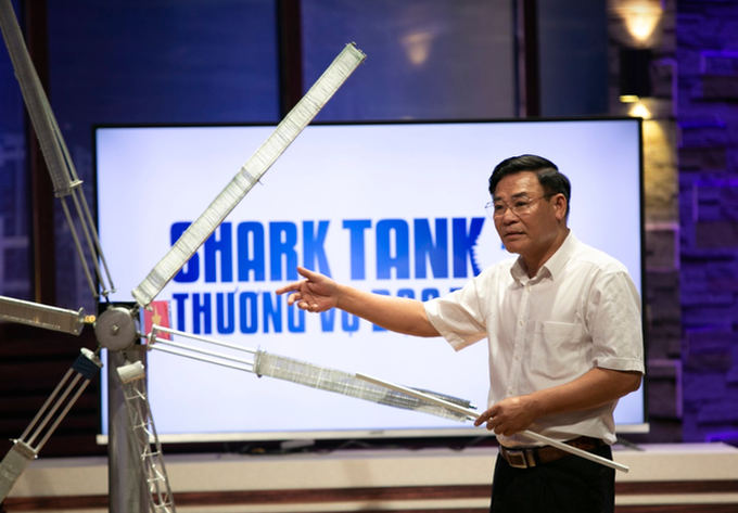 Ý tưởng điên rồ của Shark Việt và cam kết thất bại sẽ cùng vào nhà thương điên Châu Quỳ - Ảnh 1. Ý tưởng điên rồ của Shark Việt và cam kết thất bại sẽ cùng vào nhà thương điên Châu Quỳ - Ảnh 1.