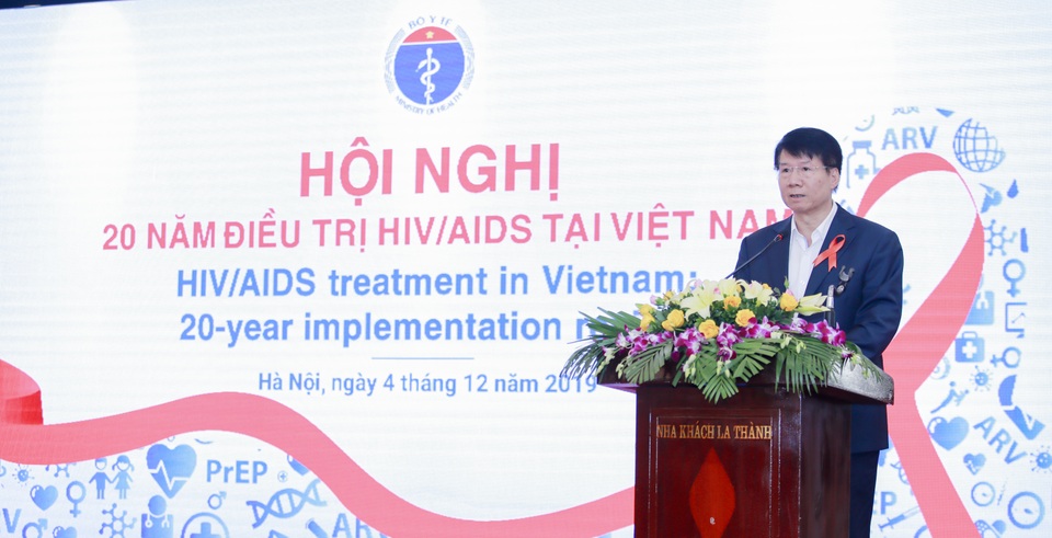 Cứ 100 nam quan hệ đồng giới lại có 7 người nhiễm HIV  - 3