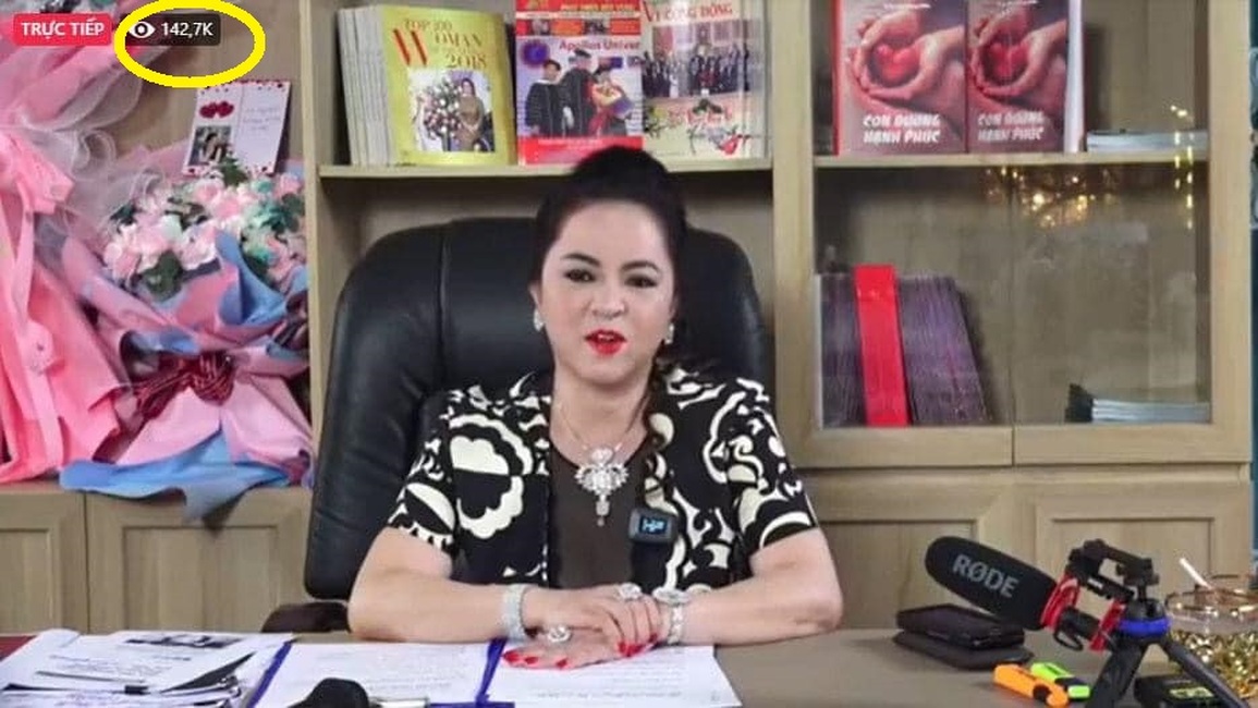 Vụ bà Phương Hằng và thói chơi dao trên mạng xã hội - 1 Vụ bà Phương Hằng và thói chơi dao trên mạng xã hội - 1
