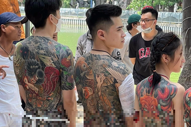 Choáng với trào lưu xăm bịt kín cơ thể của giới trẻ