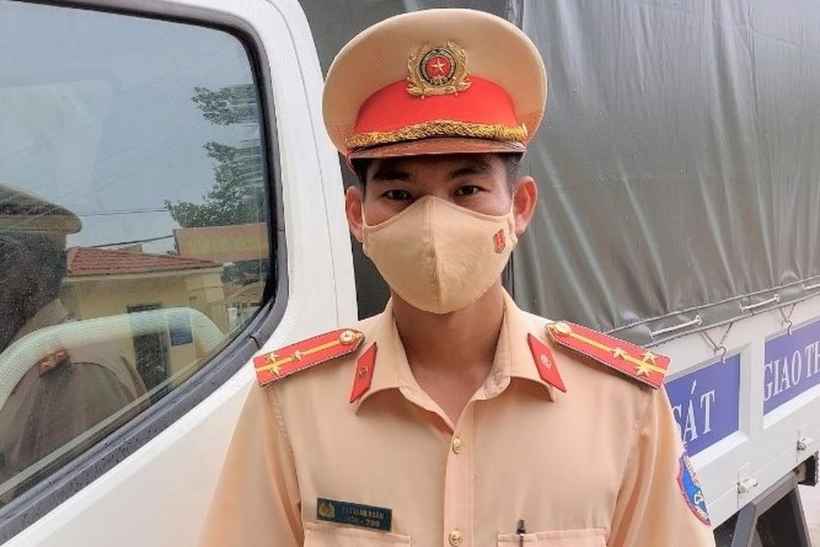 Thượng úy công an trẻ duy nhất Sóc Trăng được Thủ tướng tặng bằng khen - 1 Thượng úy công an trẻ duy nhất Sóc Trăng được Thủ tướng tặng bằng khen - 1