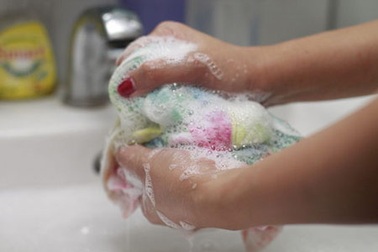 Cách phòng tránh các chất gây ung thư trong vật dụng hằng ngày 