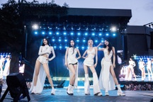 Khách sạn khu vực Mỹ Đình "cháy phòng" trước thềm concert Blackpink