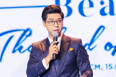 MC Vĩnh Phú dẫn dắt sự kiện âm nhạc quy tụ 16 ca sĩ, nhóm nhạc Việt - Hàn