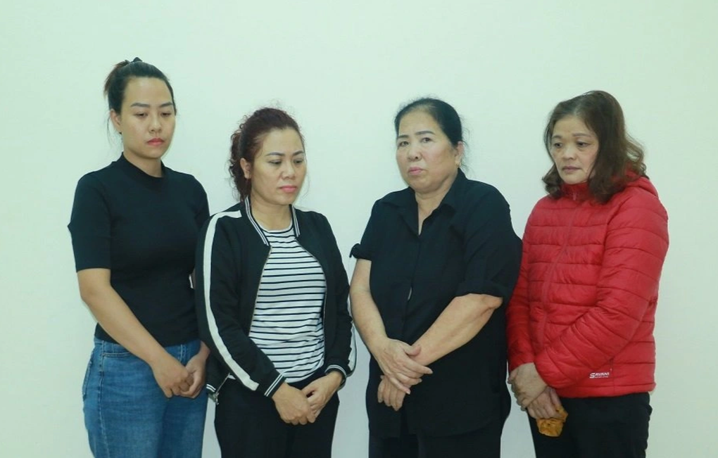 Nhóm phụ nữ Hà Nội cầm đầu đường dây đánh bạc liên tỉnh hơn 200 tỷ đồng - 1 Nhóm phụ nữ Hà Nội cầm đầu đường dây đánh bạc liên tỉnh hơn 200 tỷ đồng - 1