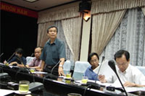 Nhiều câu hỏi còn bỏ ngỏ