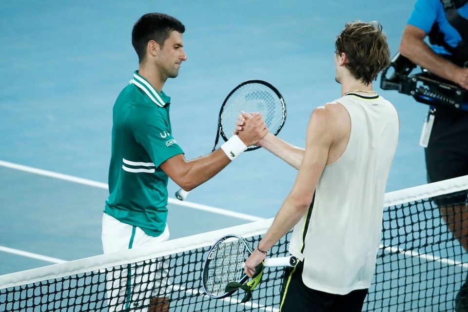 Australian Open: Ngược dòng hạ Zverev, Djokovic vào bán kết - 1 Australian Open: Ngược dòng hạ Zverev, Djokovic vào bán kết - 1