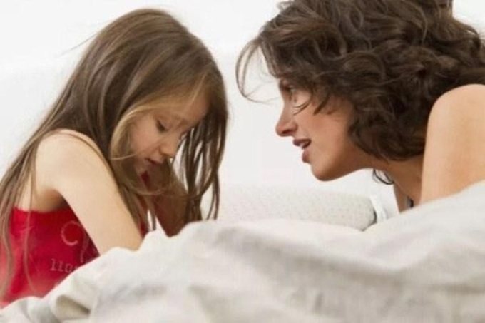 Cần bình tĩnh khi con nói dối.